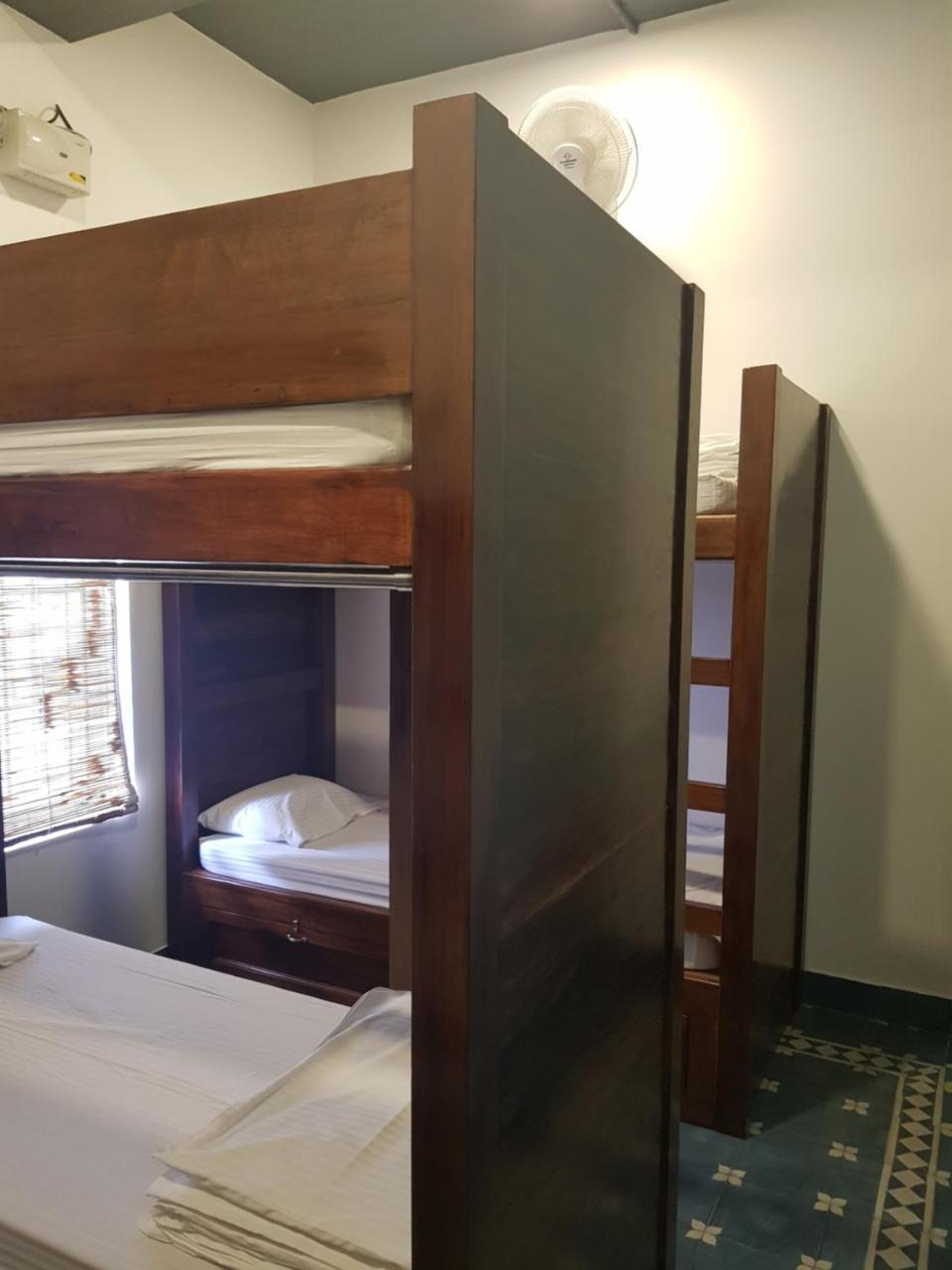 פונדיצ'רי Micasa Hostels מראה חיצוני תמונה